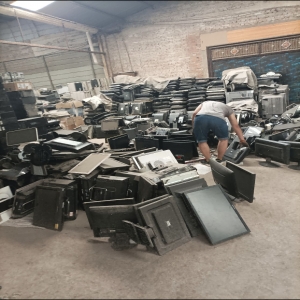 深圳回收電腦上門服務(wù)電話是多少？英耀 24 小時(shí)在線響應(yīng)