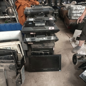 深圳回收電腦個(gè)人閑置處理，英耀高效回收，快速變現(xiàn)